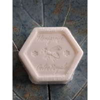 Brievenbuscadeau honingzeep